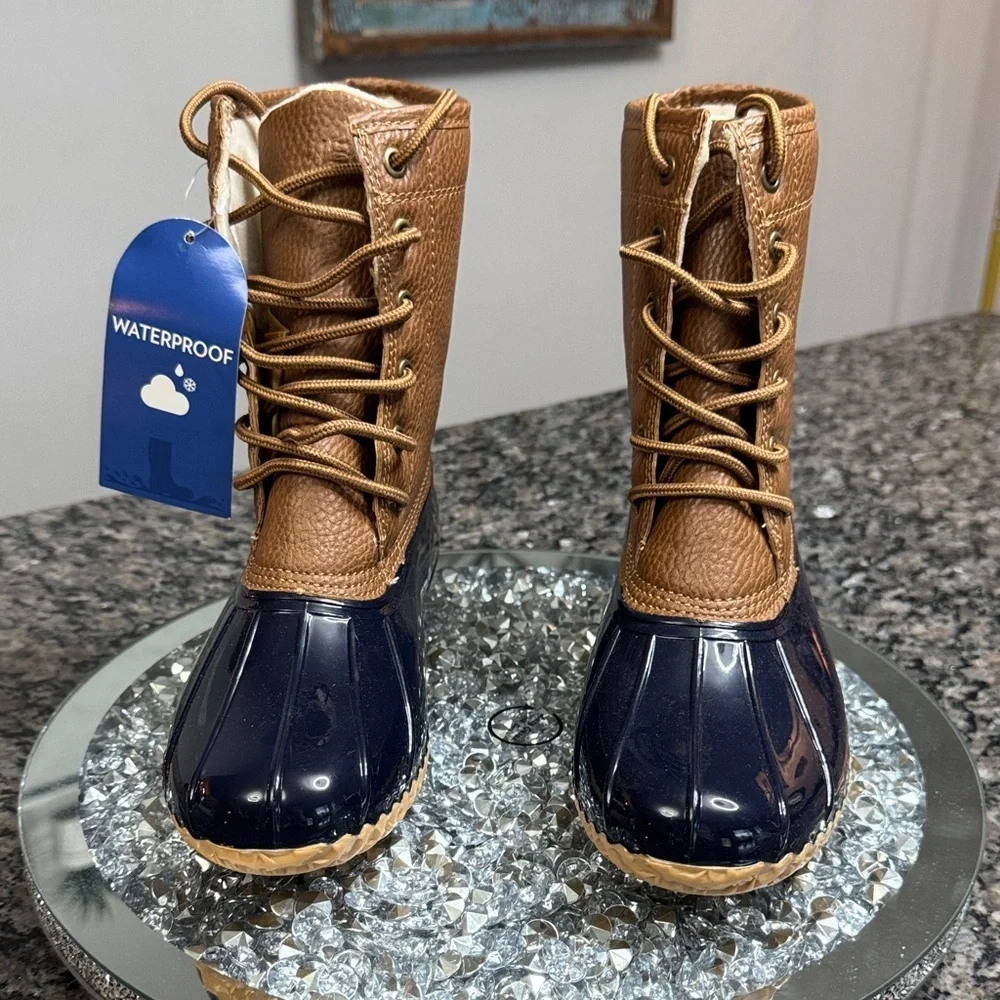 JBU Women's Brown and Navy rain duck Boots NWT 6.5 / 7